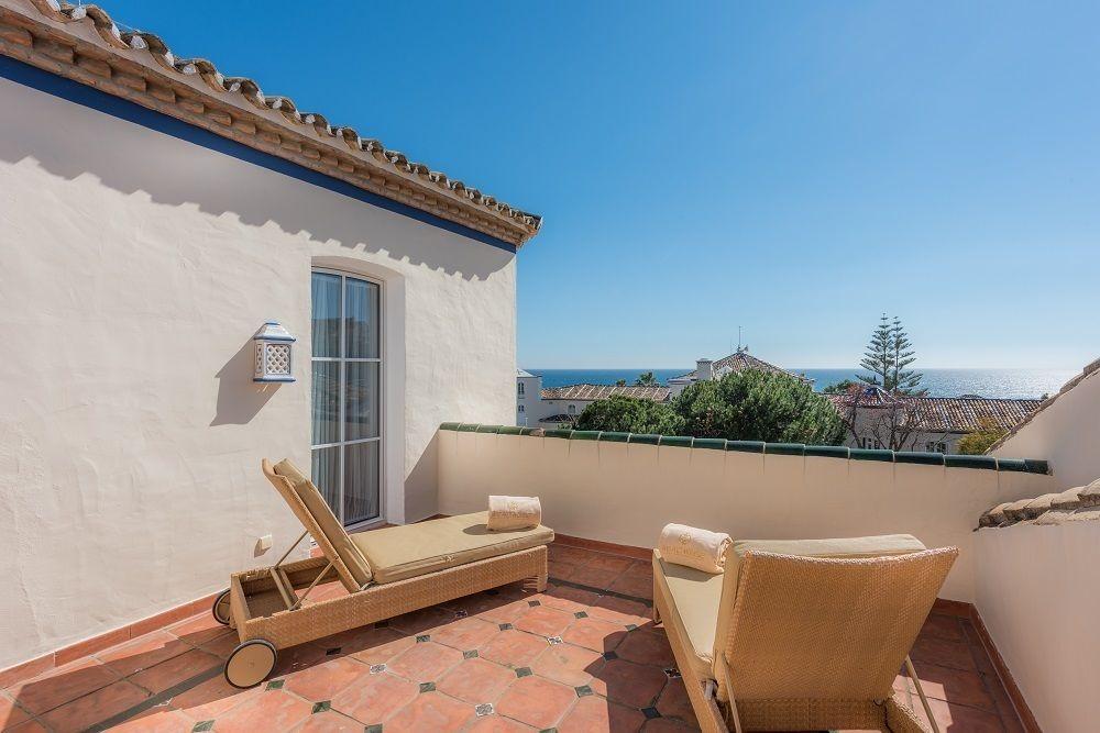 Las Dunas Suites & Apartments Estepona Eksteriør billede